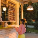 Jak zaprojektować menu pizzowego food trucka, żeby kolejka nie znikała przez cały sezon Jak zaprojektować menu pizzowego food trucka, żeby kolejka nie znikała przez cały sezon